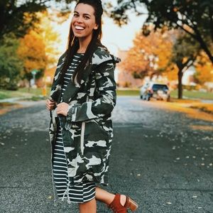 Oversized camo jacket with hood- NEW